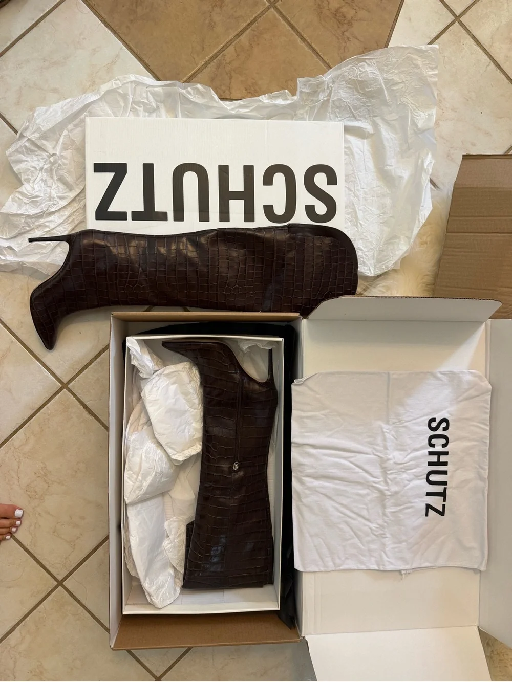 SCHUTZ shaft size
